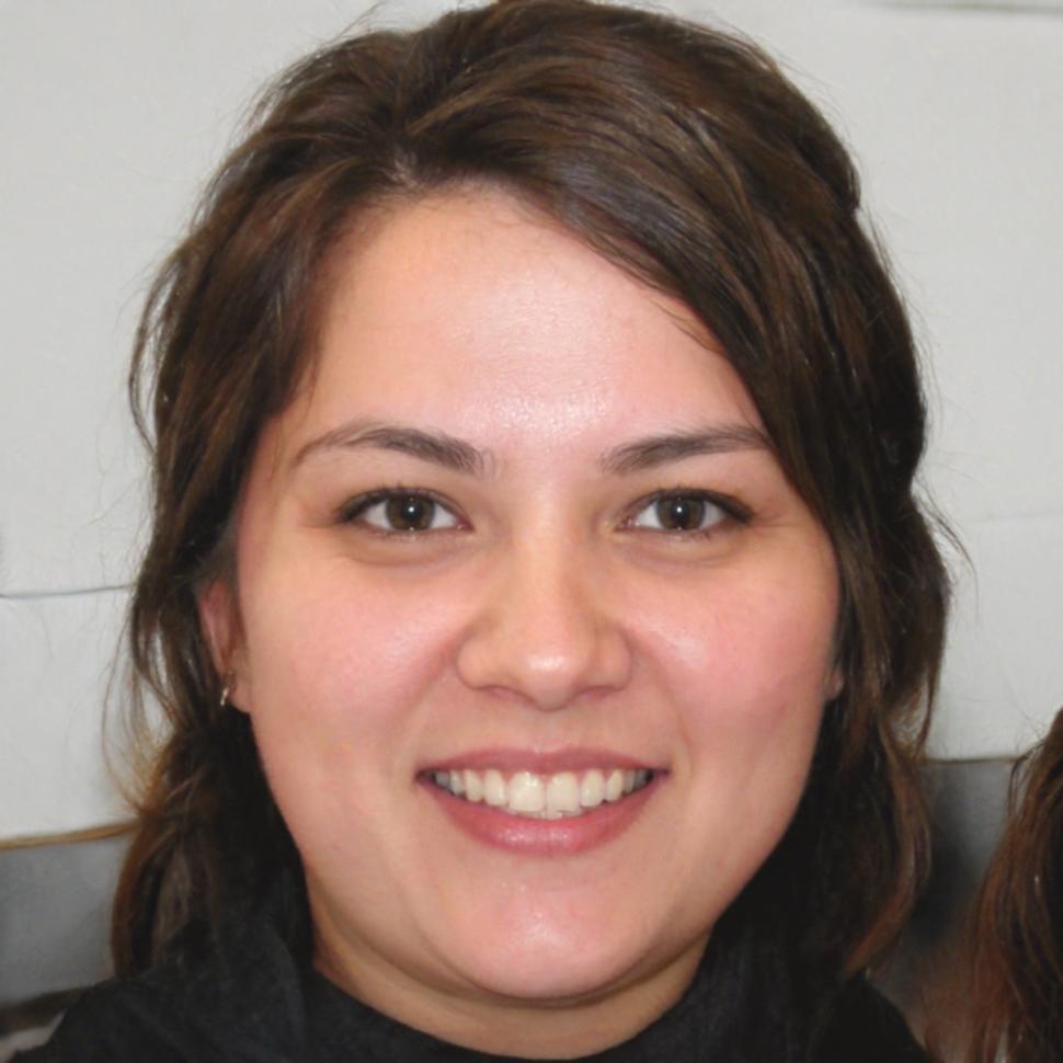 Azzurra Benedetti, Consulente Senior Assicurativo lyranovesti
